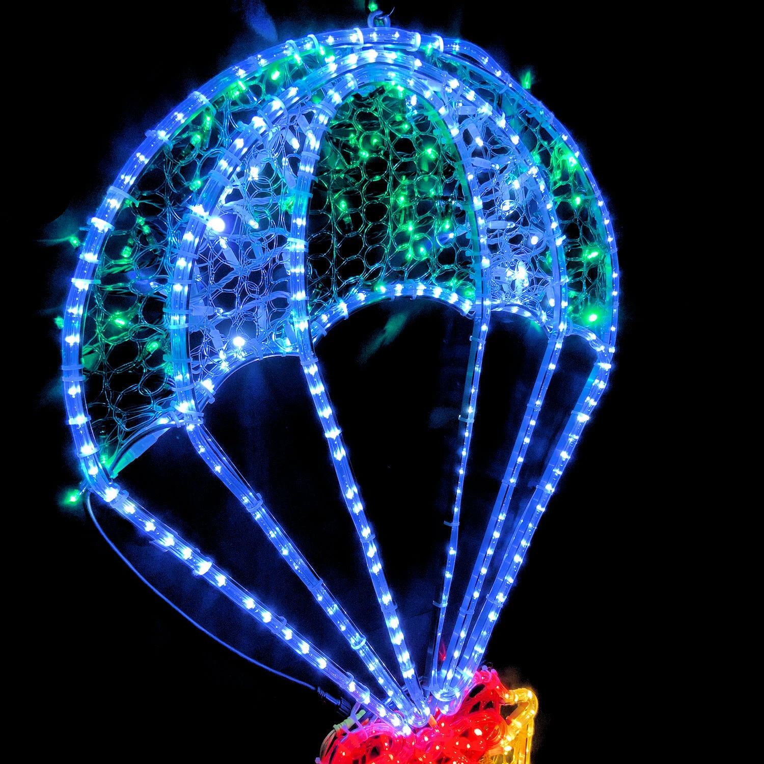 Parachuting Present Gold Christmas Rope Light Moti 4 Parachuting Present Gold Christmas Rope Light Moti - Image 2