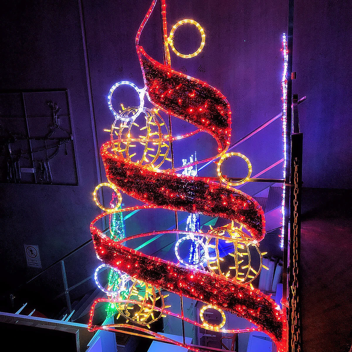 Christmas Complete Red Christmas Tree Lamp Pole Rope Light Motif 122cm 7 Christmas Complete Red Christmas Tree Lamp Pole Rope Light Motif 122cm - Image 5