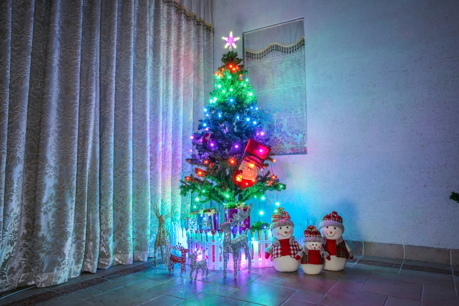 Smart WiFi APP Controlled RGB Indoor Christmas Tree Light For 6-7.5ft Trees 12 Smart WiFi APP Controlled RGB Indoor Christmas Tree Light For 6-7.5ft Trees - Image 10