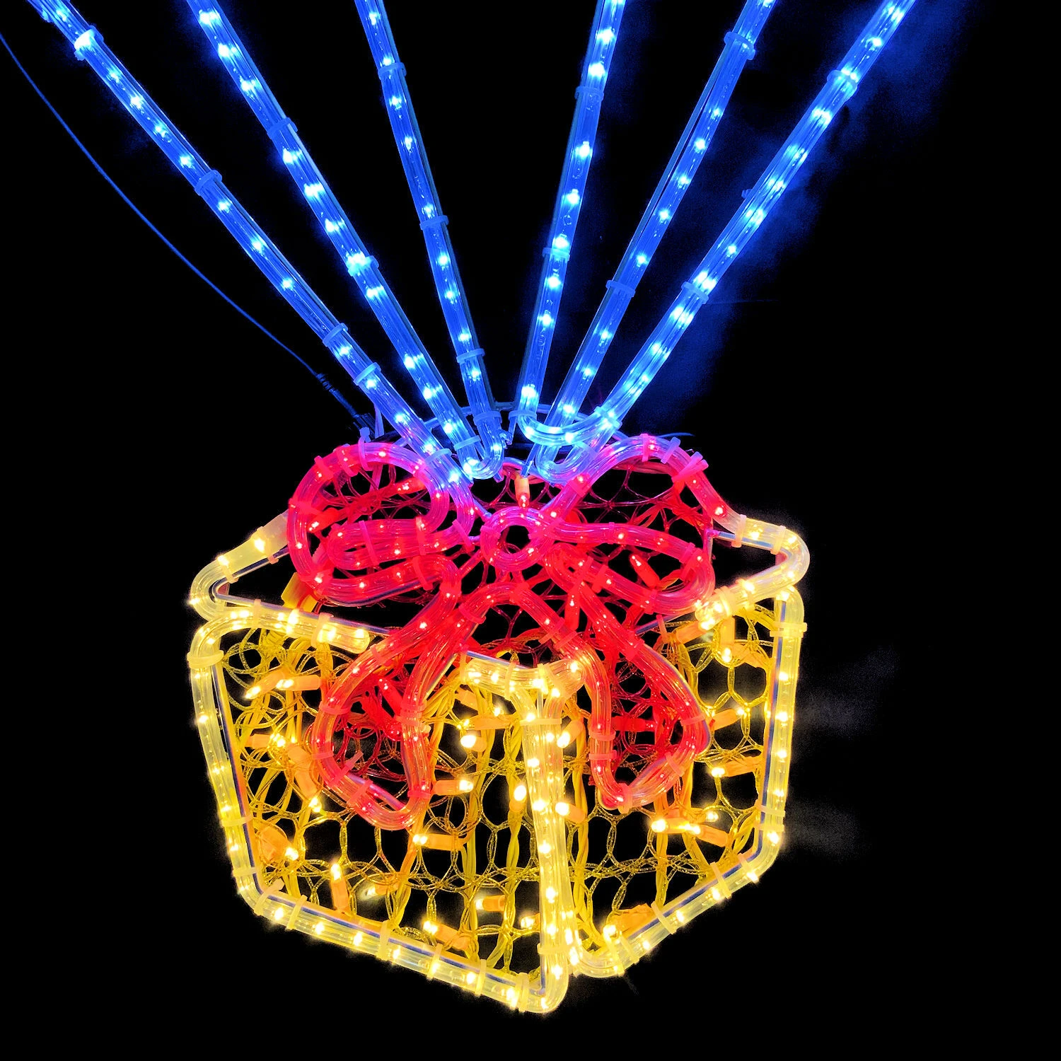 Parachuting Present Gold Christmas Rope Light Moti 5 Parachuting Present Gold Christmas Rope Light Moti - Image 3