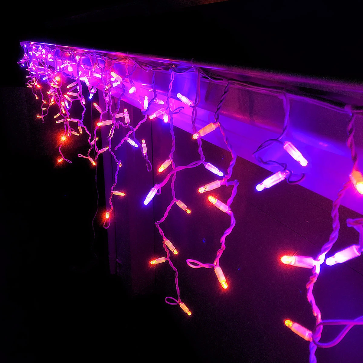 Christmas Complete Icicle Lights PURPLE/ORANGE 4.8m - Purple/Orange 4 Christmas Complete Icicle Lights PURPLE/ORANGE 4.8m - Purple/Orange - Image 2