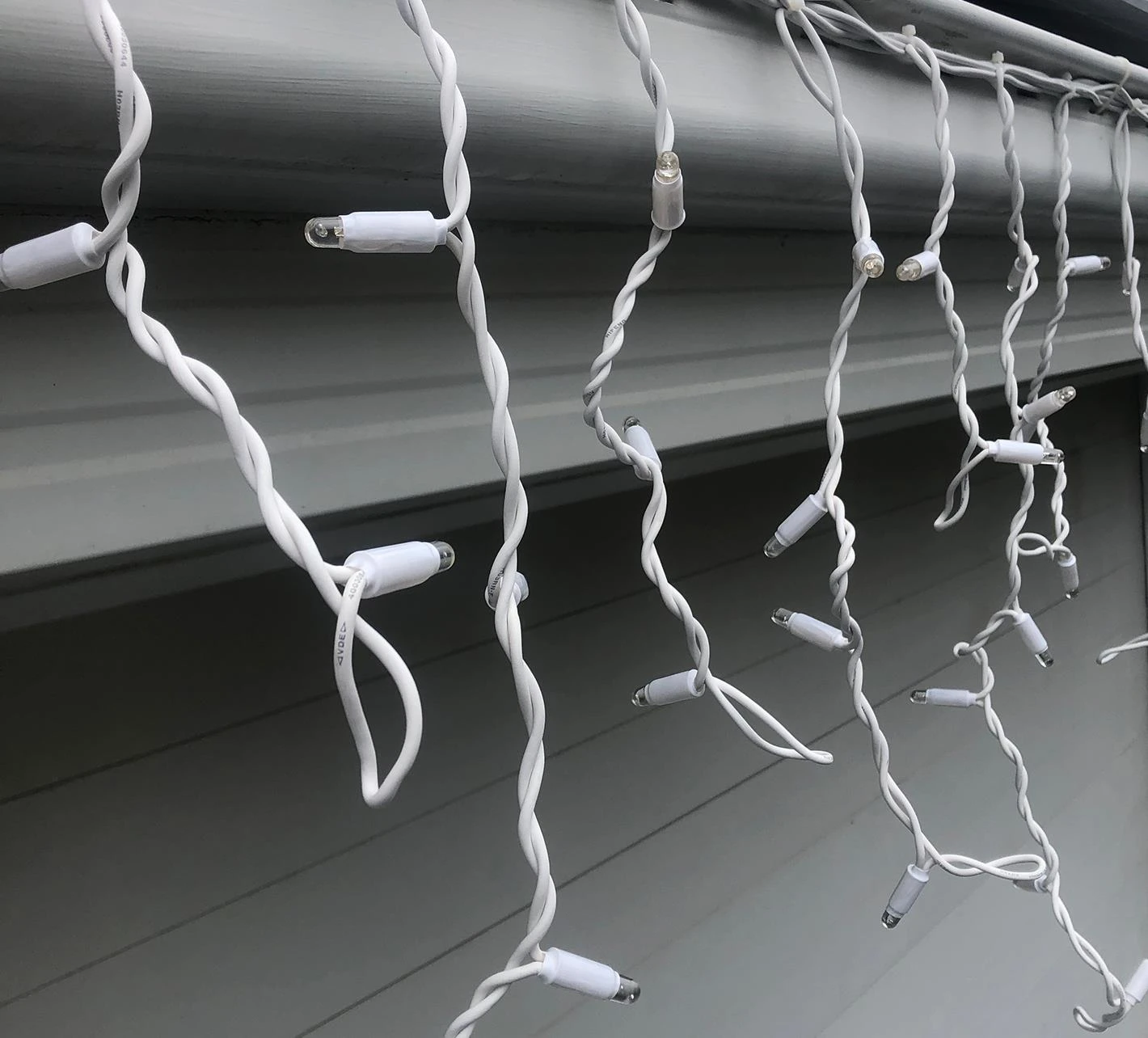 Christmas Complete Icicle Lights PURPLE/ORANGE 4.8m - Purple/Orange 9 Christmas Complete Icicle Lights PURPLE/ORANGE 4.8m - Purple/Orange - Image 7