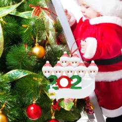 2020 Christmas Tree Hanging Ornament Kit Personalized 7 Family Members Names Decoration